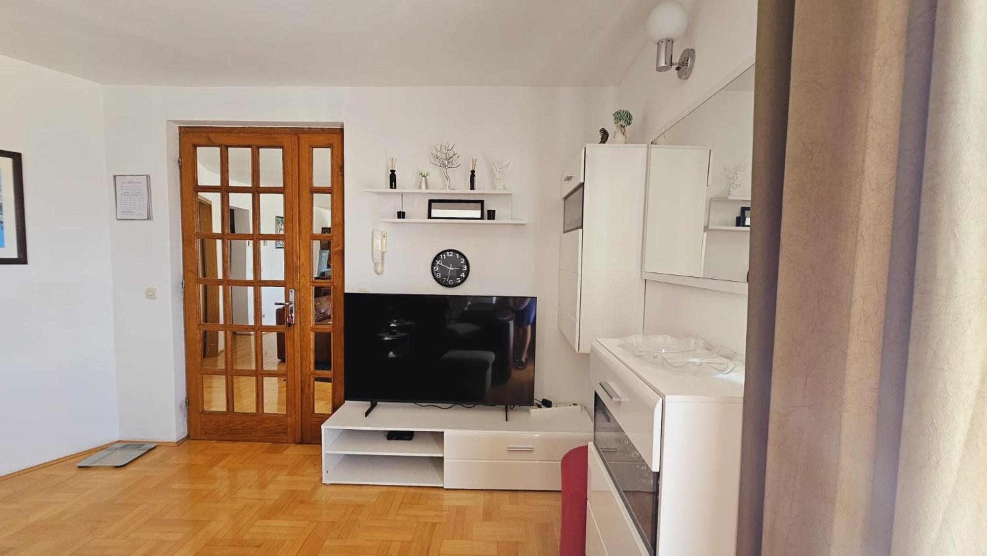 Apartment House Berry Primošten Eksteriør bilde